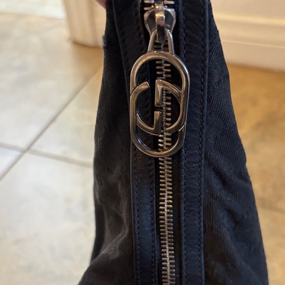 Vintage Authentic Gucci GG monogram canvas black leather shoulder bag/Tom Ford🌟 - Picture 7 of 16